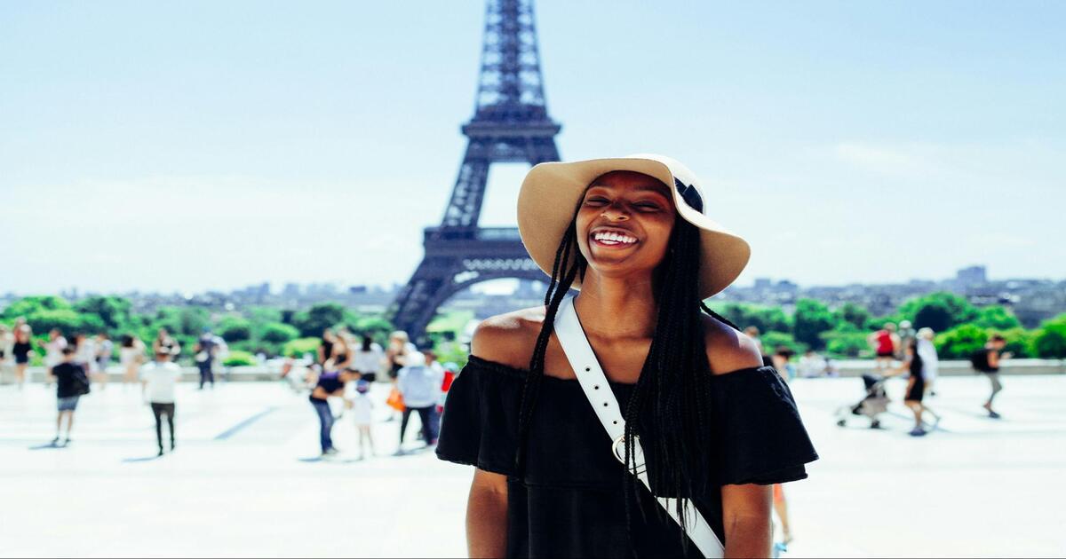 Digital nomad in Paris