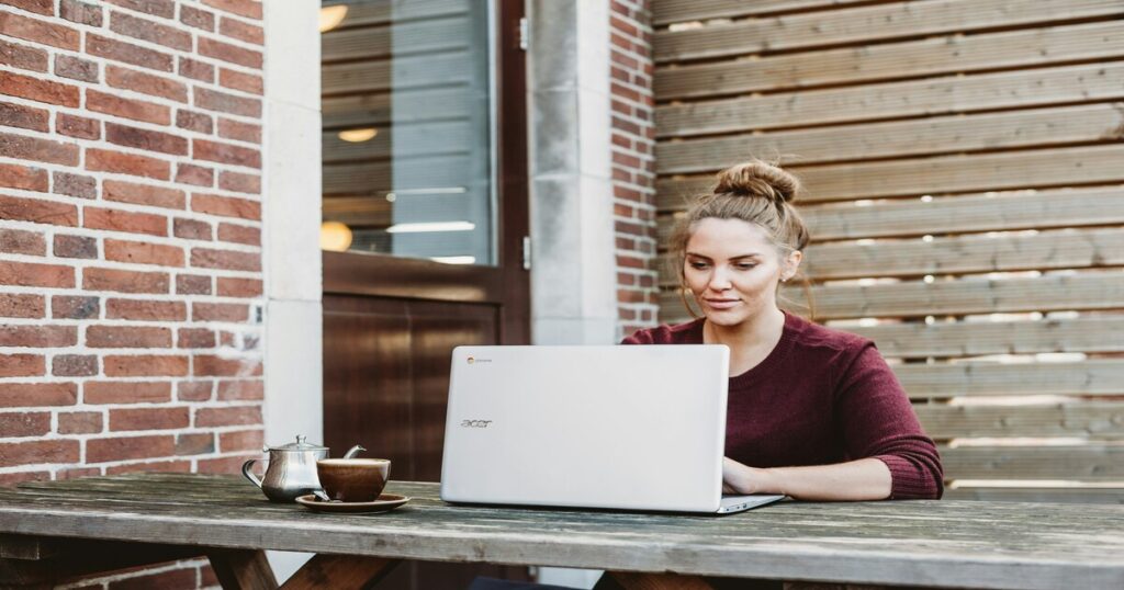 Woman filing form 1120-s on her laptop